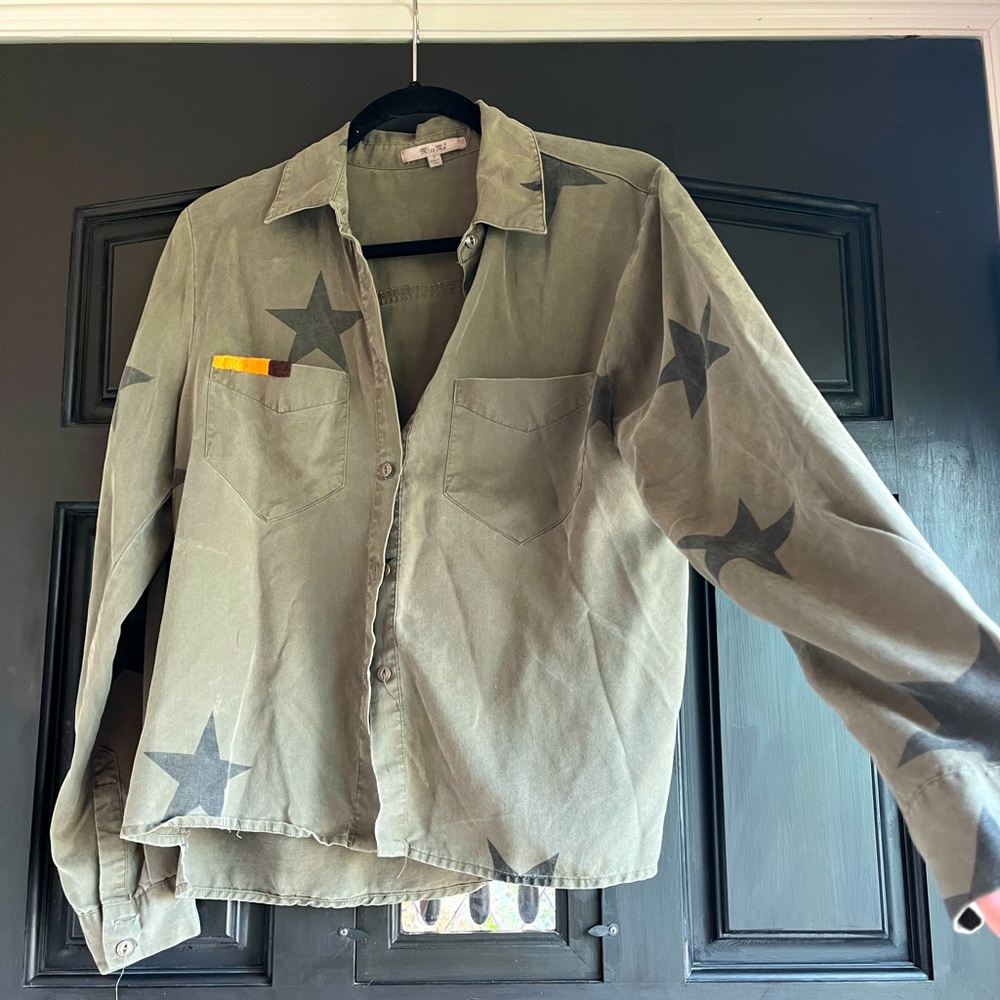Miss Me size small button up: army green with stars. Vintage circa ~2005